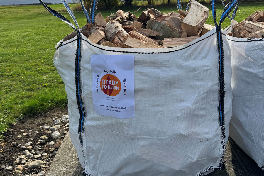 1 cubic metre dumpy bag logs